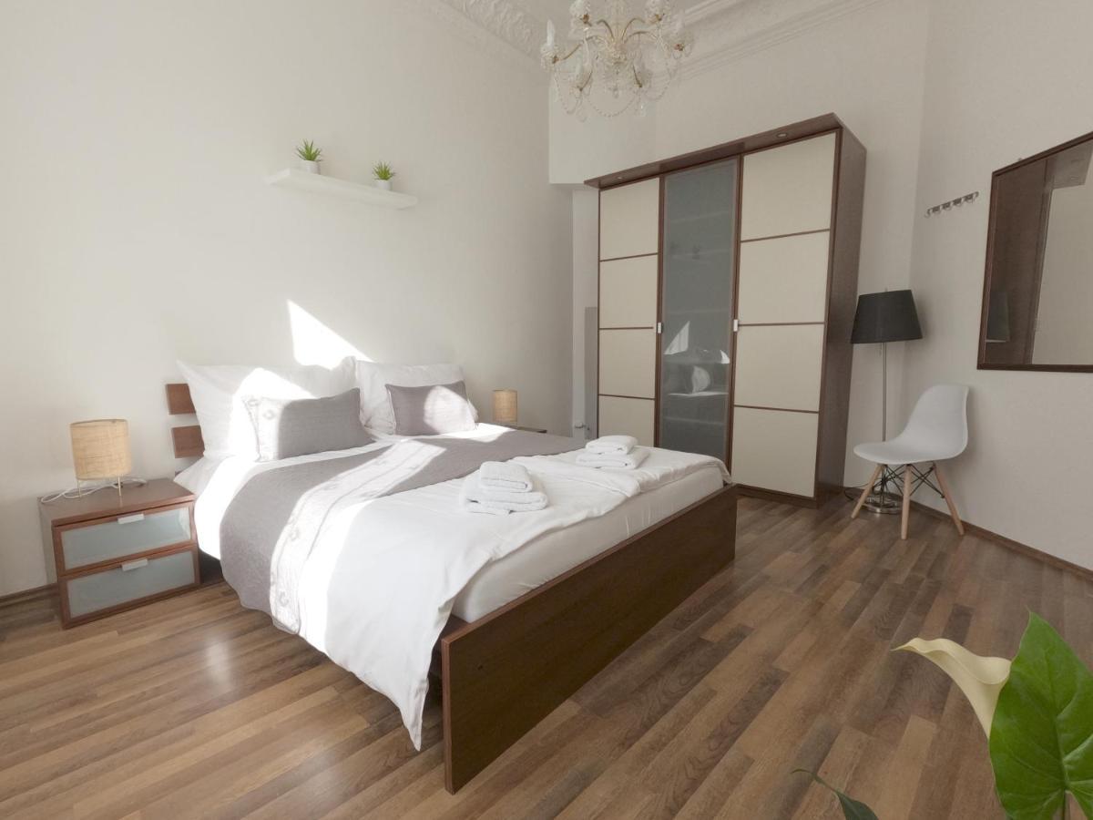 Three Rings Apartments Karlovy Vary Luaran gambar